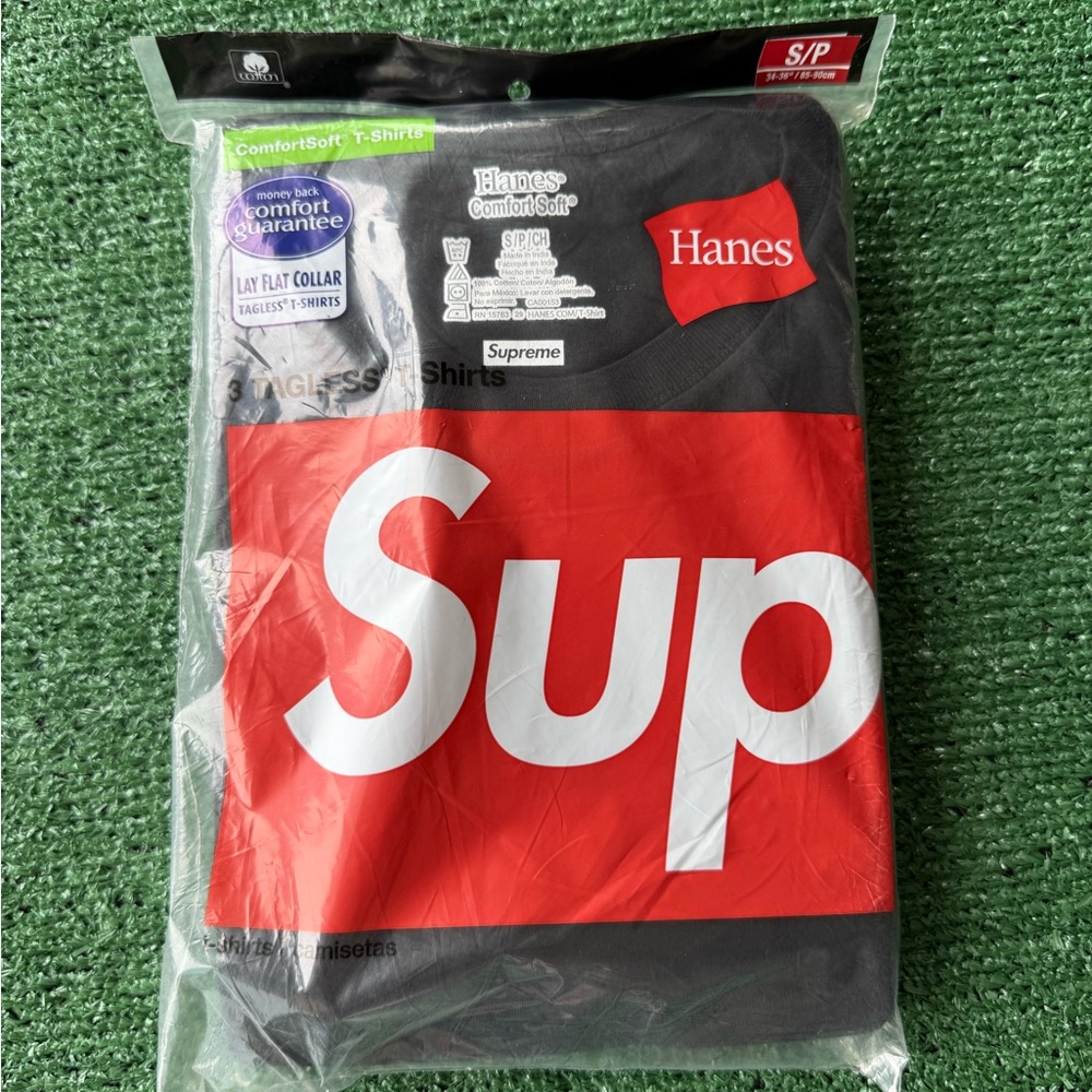 Supreme x Hanes Tagless Tees (3 Pack) Black